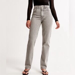 Abercrombie & Fitch 90’s straight Ultra High Rise
